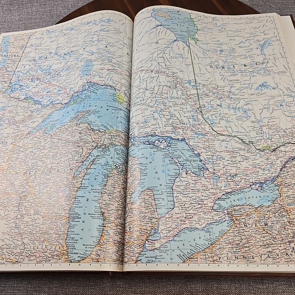 National Geographic Atlas of North America Large Format‎ HC Slipcove VTG '85 - Picture 12 of 14